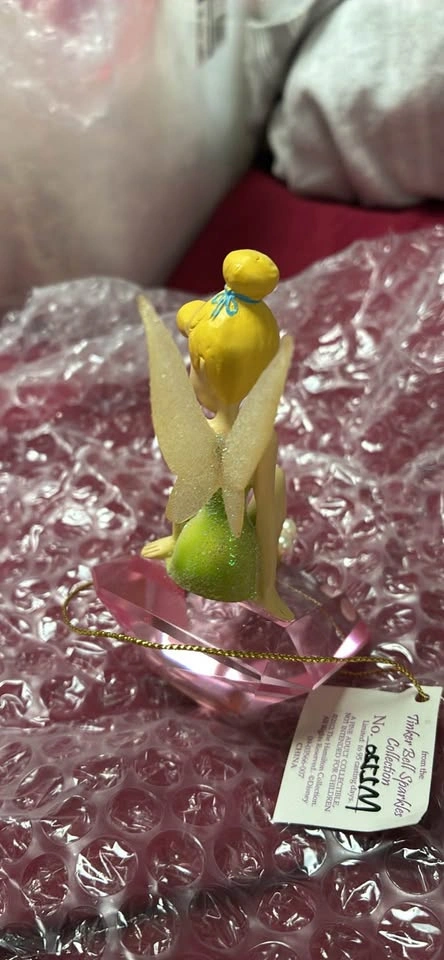 Hamilton Collection Tinker Bell Sparkles Pink Diamond Figurine - photo 4