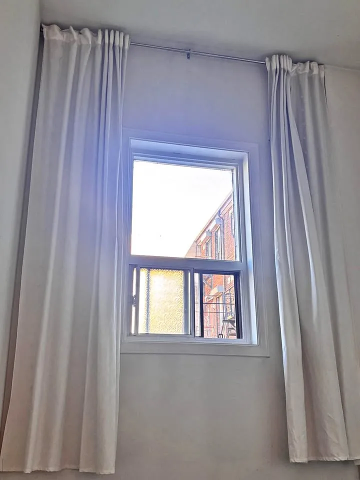 Curtains & rod thumbnail