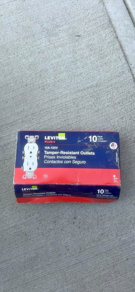 Electrical plugs