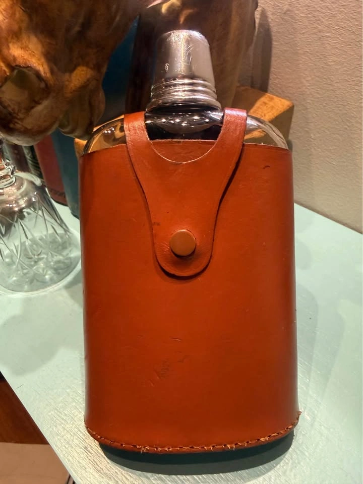 Albro brand vintage glass hip flask - photo 2