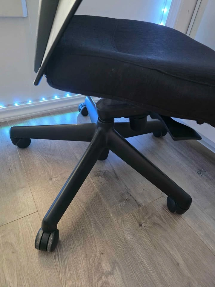 Chair - photo 4
