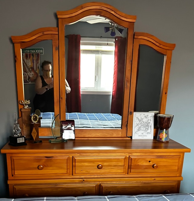 Solid Pine Bedroom Furniture Set - photo 2