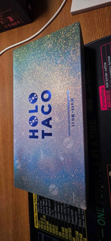 Holo taco winter shimmers collection box and polish - photo 2