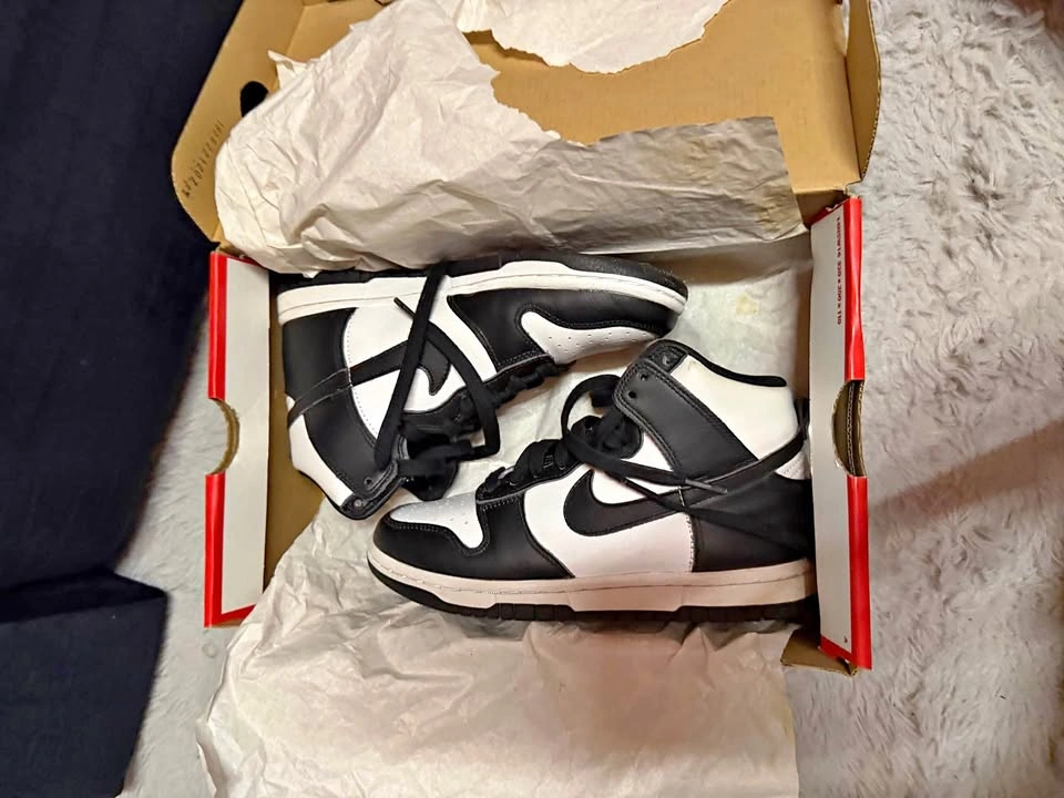 Nike Dunk High Black & White (Panda) – 5.5
