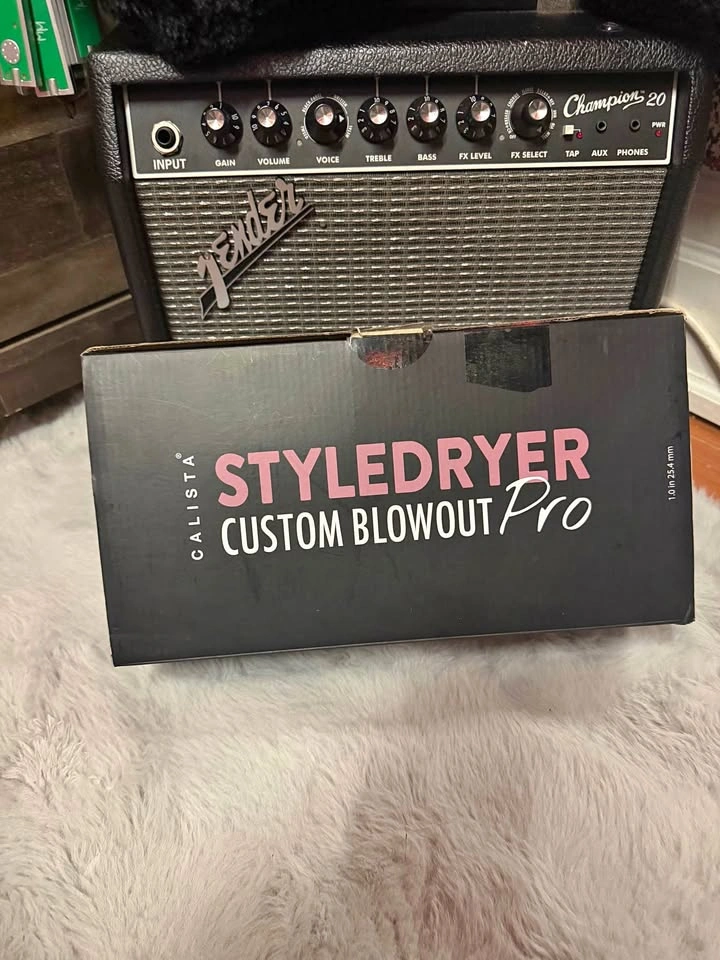 StyleDryer Custom Blowout Pro Hair Dryer - New in Box