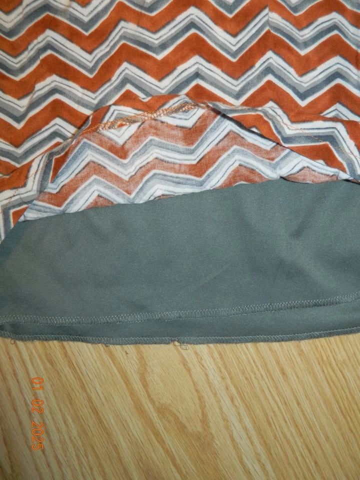 YA LA layered dress size L (fits like M) EUC - photo 2
