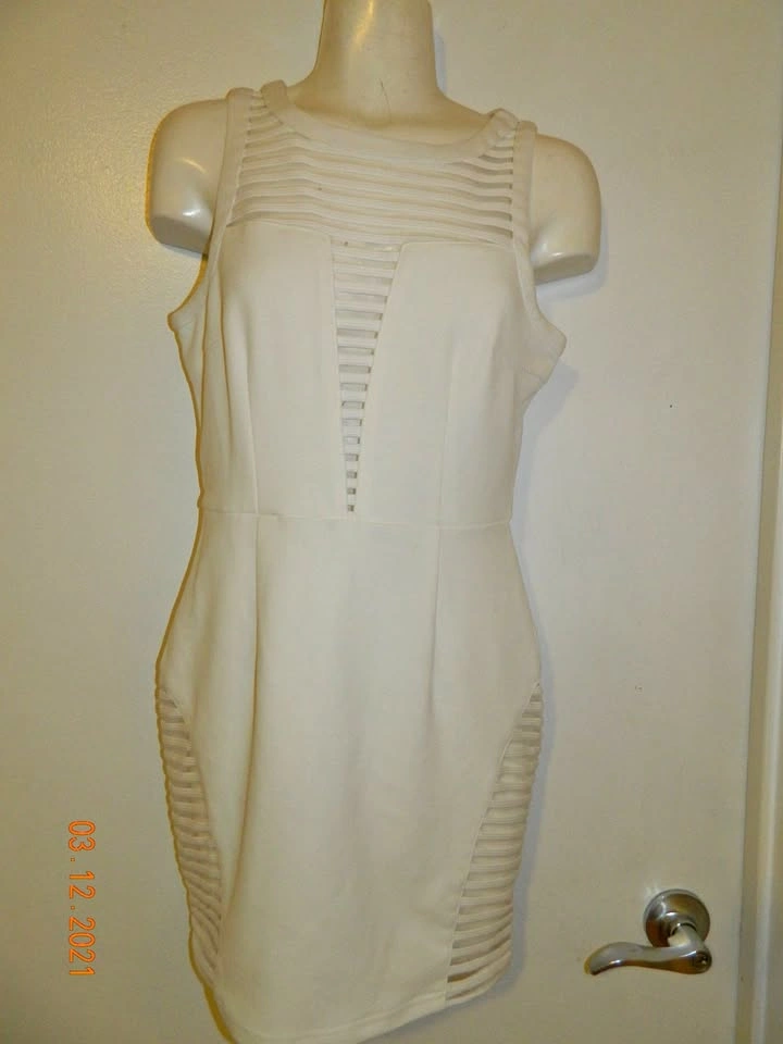 TOBI DRESS...WITH STRETCH...SIZE S...EUC