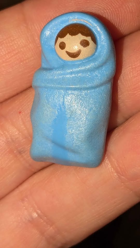 Vintage Toy Lot – Playmobil Figures + Superman Figure 🧸🦸‍♂️ - photo 4