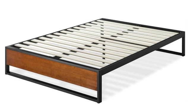 Zinus Ironline 14 Inch King Size Metal Bed Frame, BRAND NEW