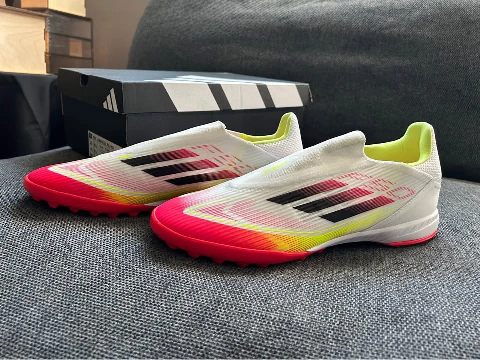 ADIDAS F50 Turf - Laceless image indicator(5)