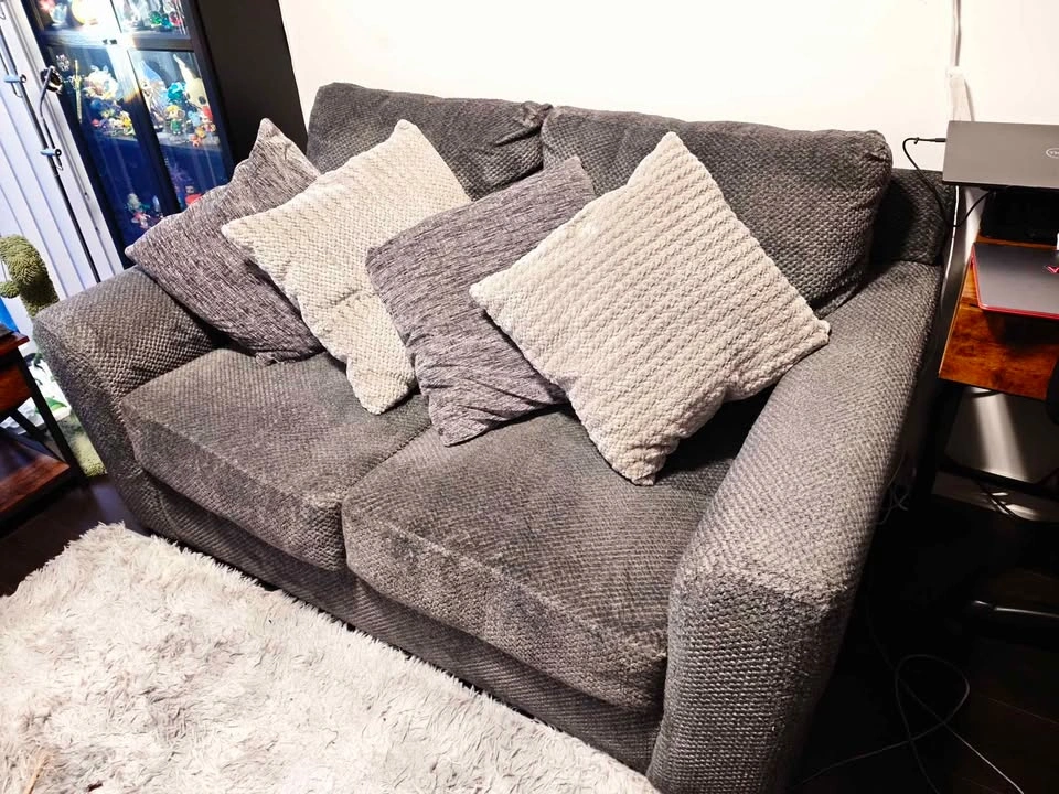 Charcoal Grey Loveseat Sofa Couch — Leon's, Excellent Condition - photo 3