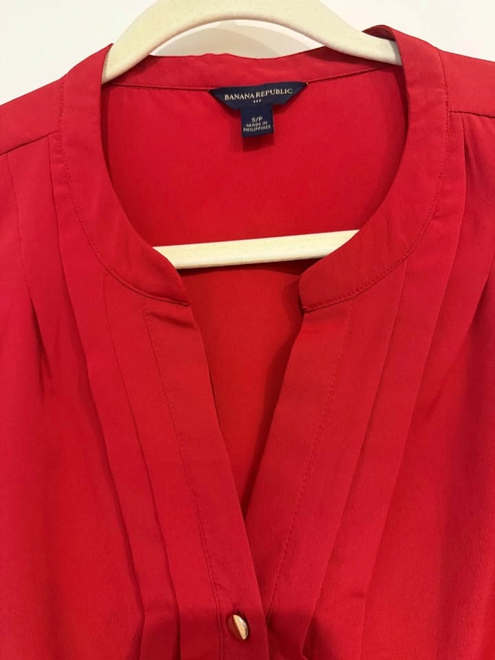 Banana Republic Blouse - photo 3