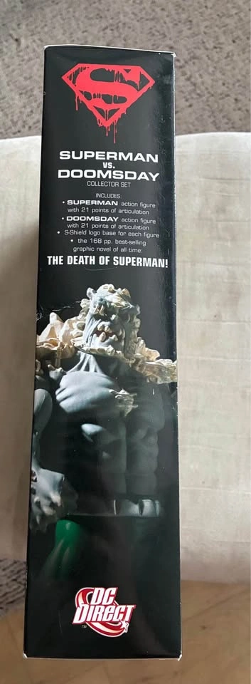 DC Direct Superman vs. Doomsday Collector Set 2007 - photo 4