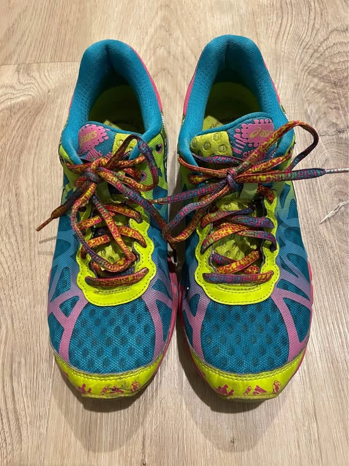 Women’s Asics Gel Noosa Tri 9 Size 8 - photo 2