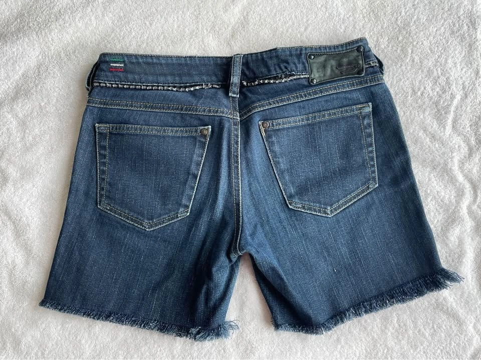Diesel Woman Shorts - photo 2