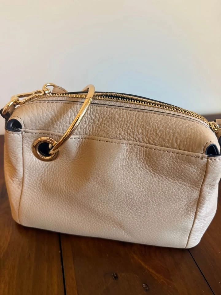 Vince Camuto Purse - photo 4