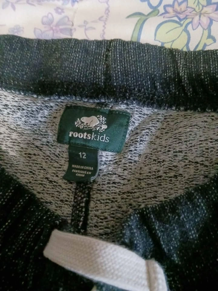 Roots kids size 12 sweatpants - photo 2