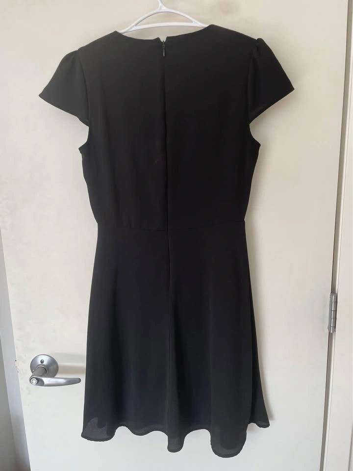 Casual black dress - photo 2