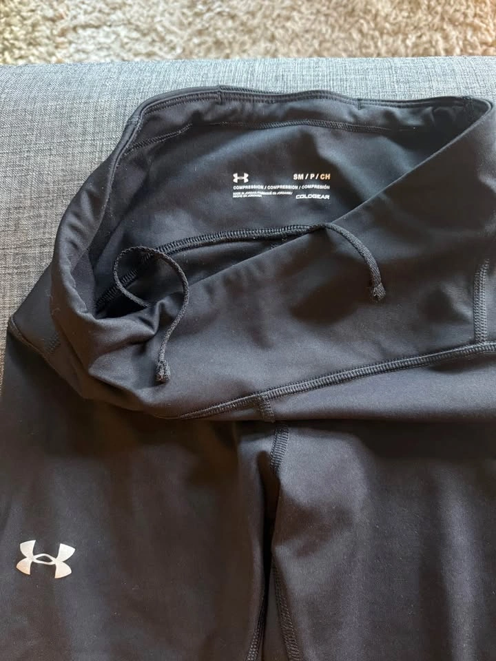 Compression Under Armour leggings - photo 2