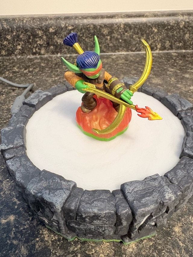 Skylanders: Spyro’s Adventure – Flameslinger (2011)
