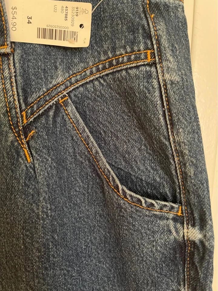 Super High Rise Cropped “Mom Jeans” - photo 3