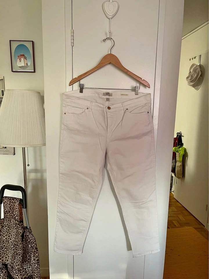 Vintage America Weekend Crop Jeans