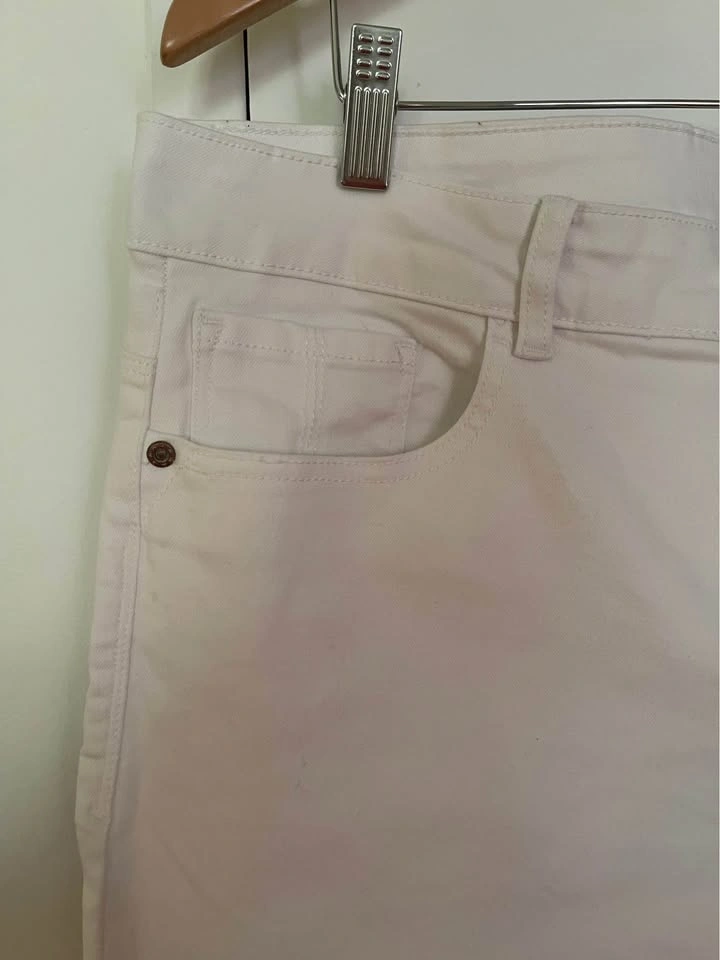 Santana White Cropped Jeans - photo 5