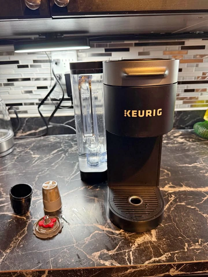 Keurig K-Premium with reusable coffee/tea filter