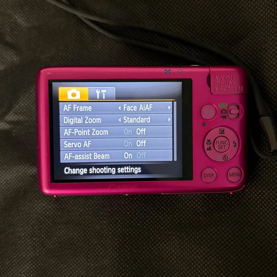 Canon PowerShot SD1400 IS Mint Condition - photo 3