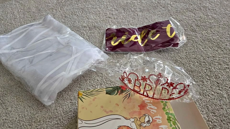 Bride to Be Sash, Veil, Tiara