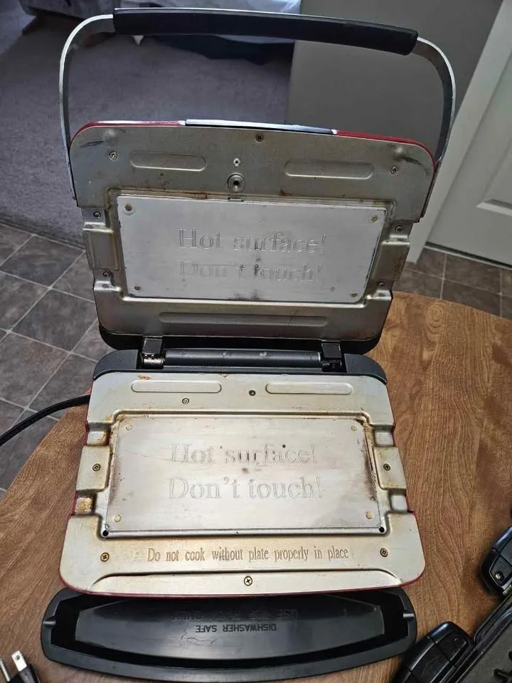 George Foreman Grilling Machine - photo 5