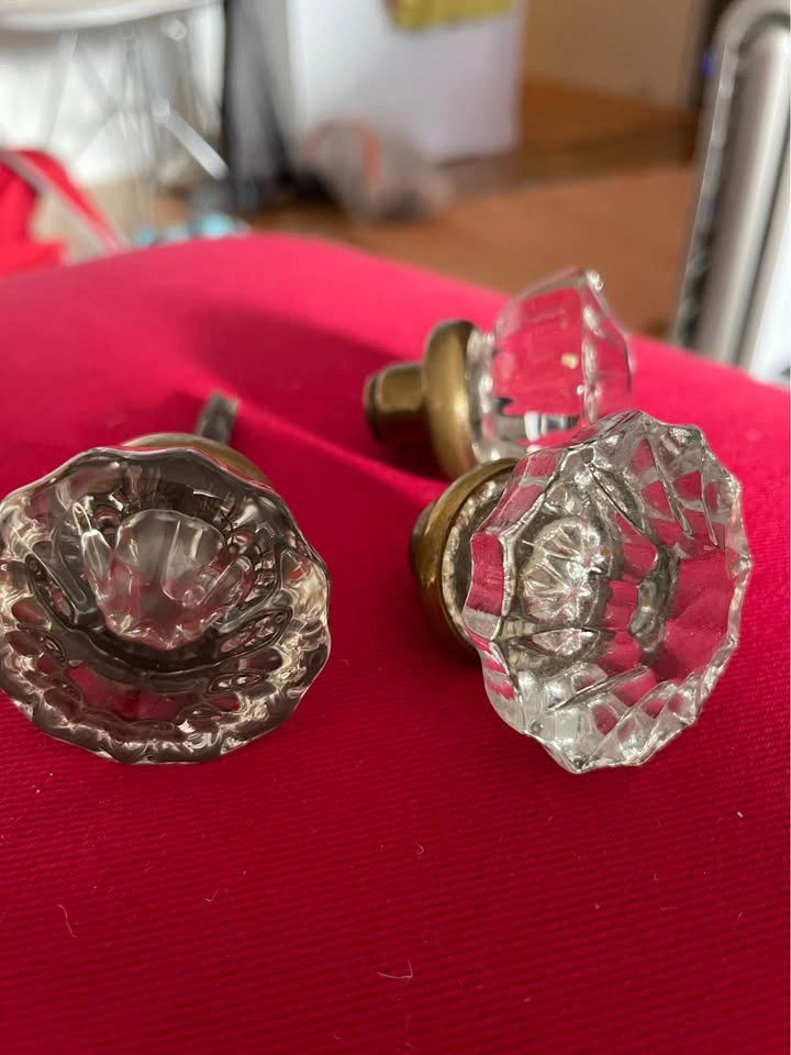 Vintage Glass Door Knobs (3) - photo 3