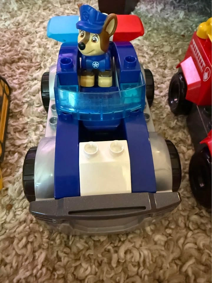 Huge paw patrol lot - photo 3