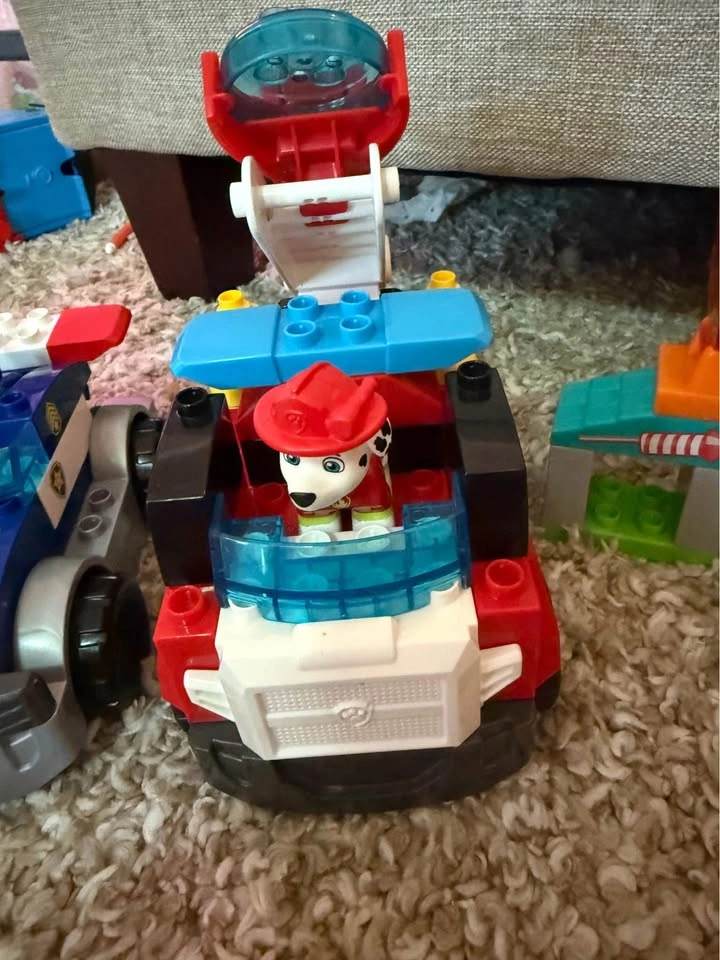 Huge paw patrol lot - photo 4