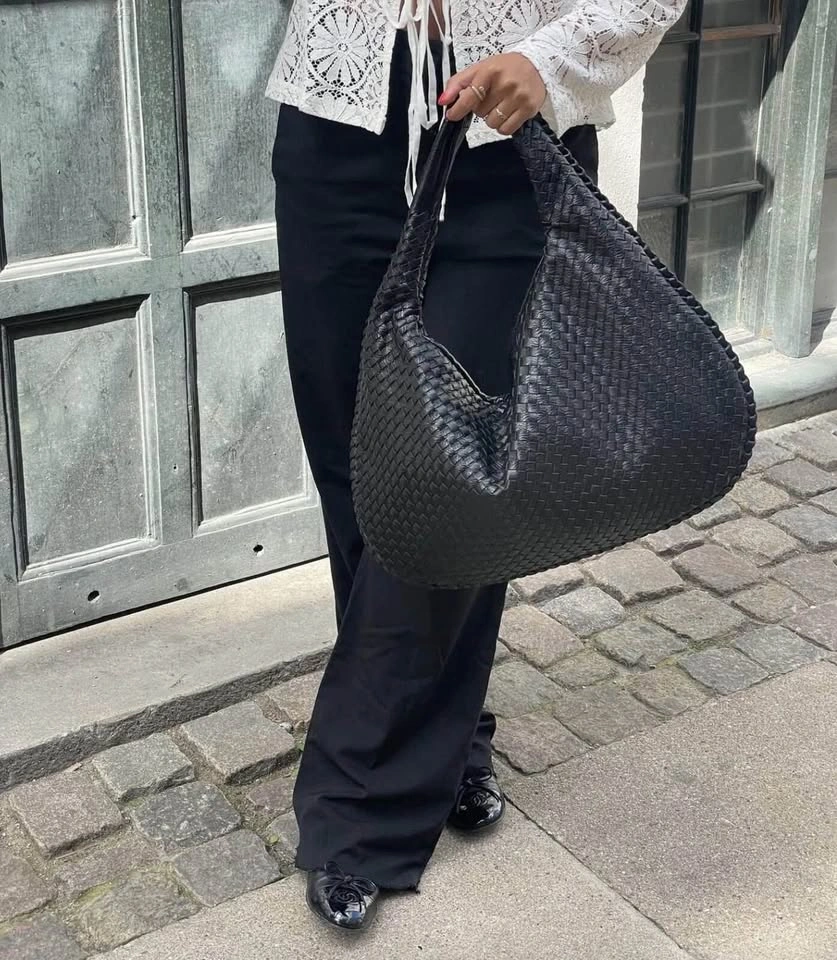Woven leather hobo bag - photo 5