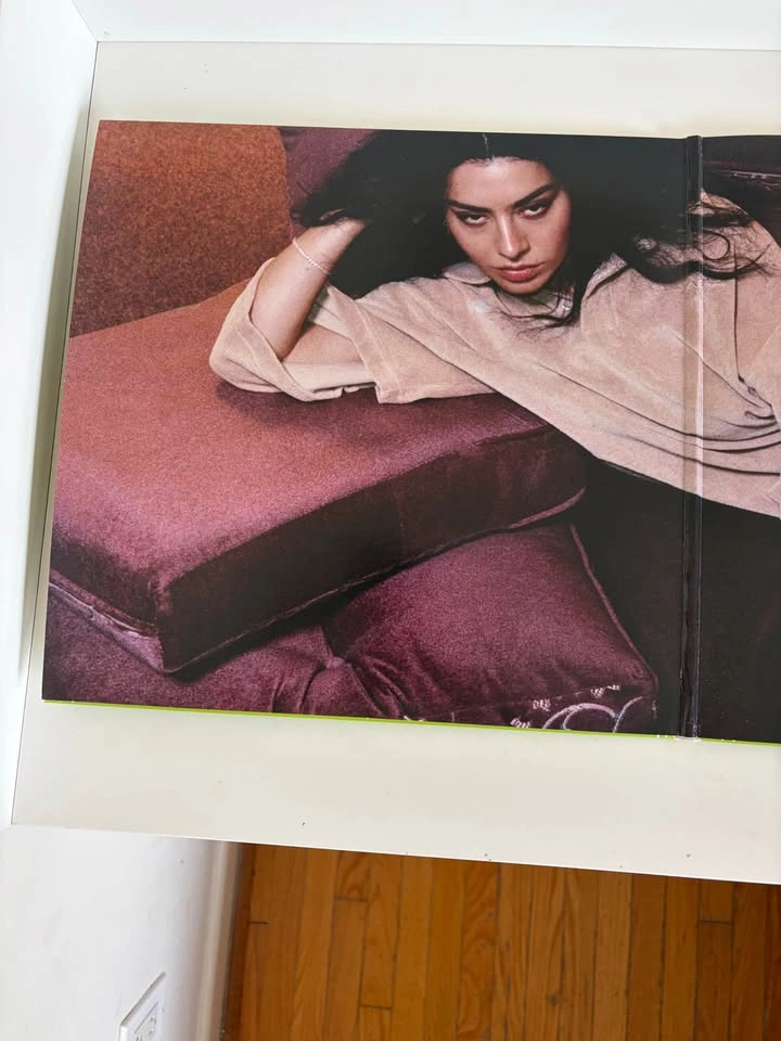 Brat vinyl Charli xcx album record - photo 5