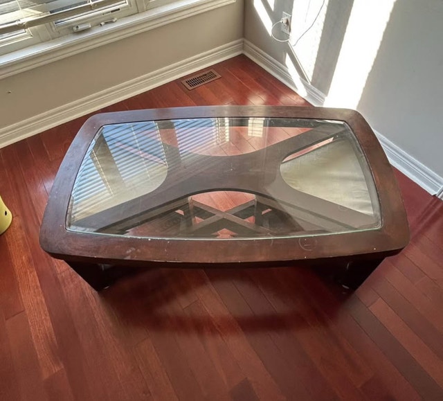 Modern Glass Top Coffee Table with Two Stools - photo 3