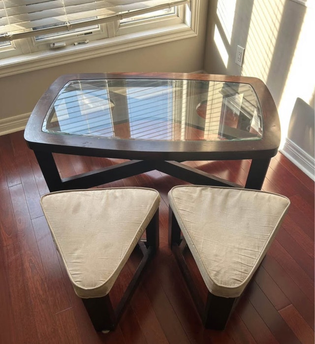 Modern Glass Top Coffee Table with Two Stools - photo 4