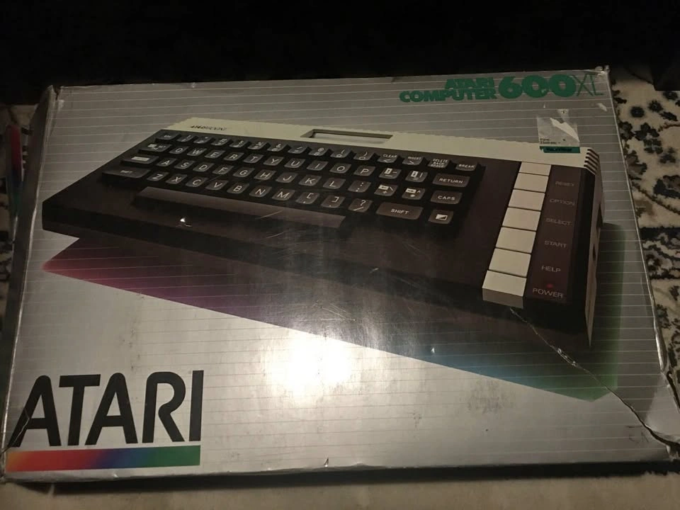 ATARI 600XL home computer 1983 RARE IN BOX
