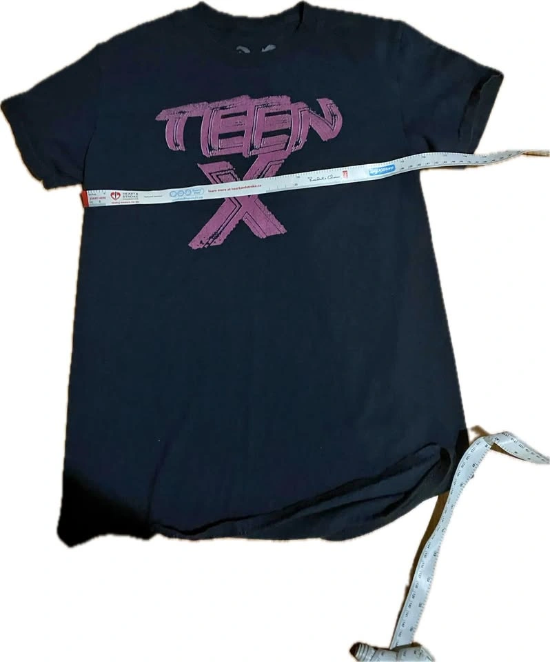RARE TEEN X SHIRT SIZE S
