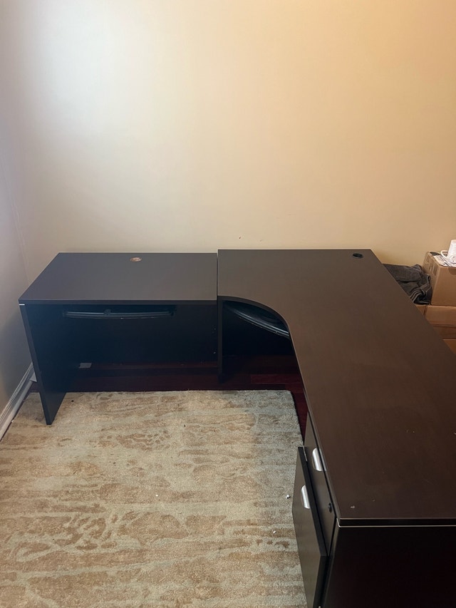 office desk/table - photo 2