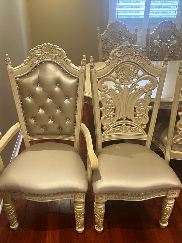 Dining room table 10 piece set - photo 2