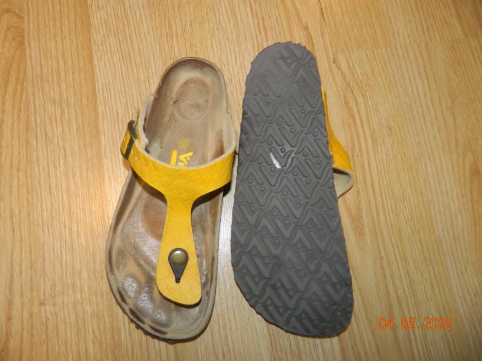 Womens Viking Gizeh Style Sandals Size 7 - photo 2