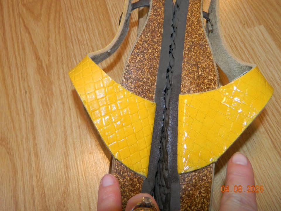 Womens Viking Gizeh Style Sandals Size 7 - photo 4