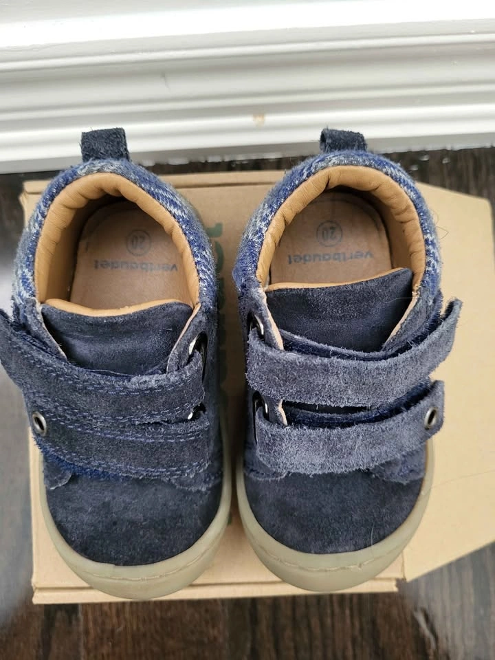 Vertbaudet blue toddler shoes size 20 with velcro - photo 2