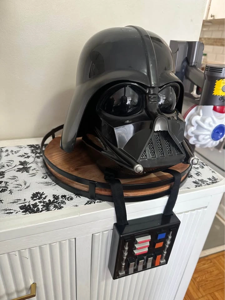 Hasbro Star Wars Darth Vader Voice Changer Helmet - photo 3