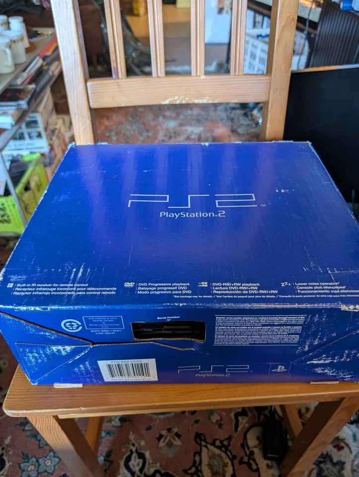 Ps2 in box - photo 3