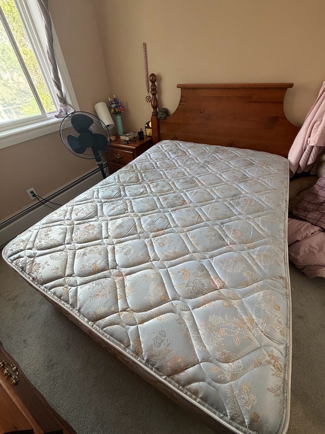 Double and Queen Size Mattress - photo 2