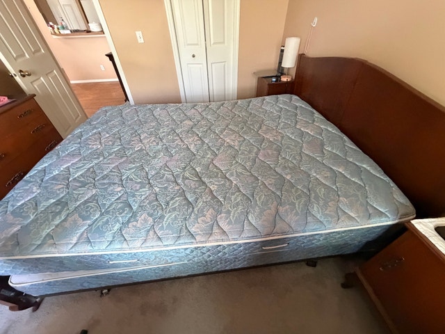 Double and Queen Size Mattress - photo 3