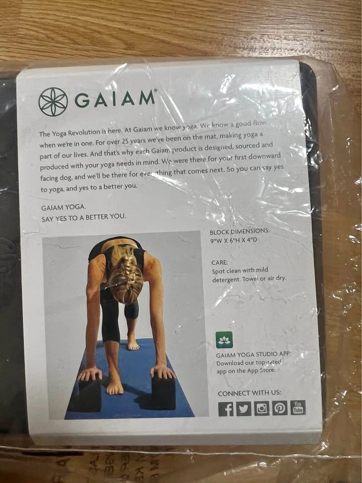 Gaiam Yoga Block and Mat Set